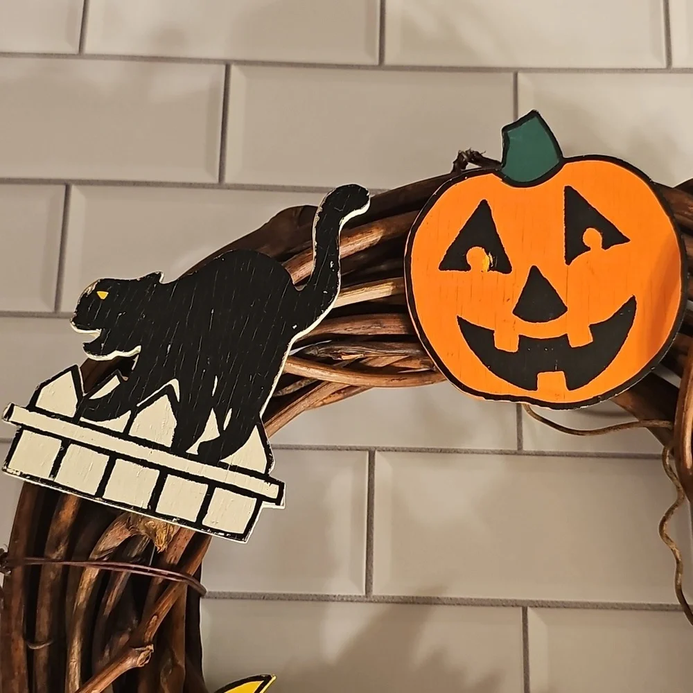 Halloween Wreath with Wooden Pumpkin, Witch, Cat and Ghost Accents